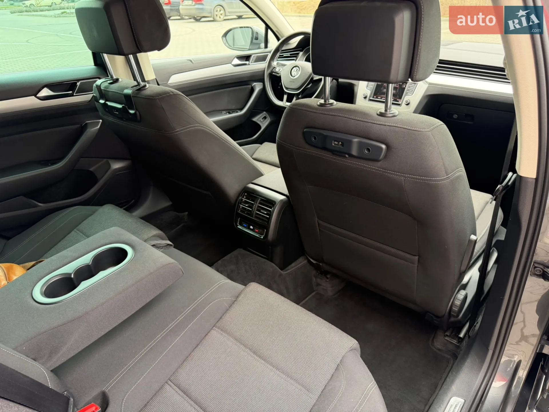 2016 Volkswagen Passat - мініатюра 32