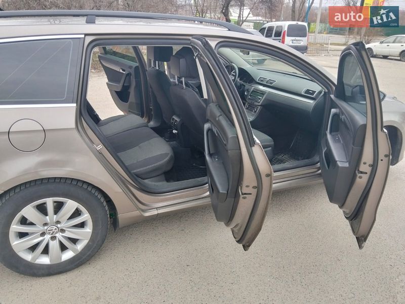 Универсал Volkswagen Passat 2011 в Белой Церкви