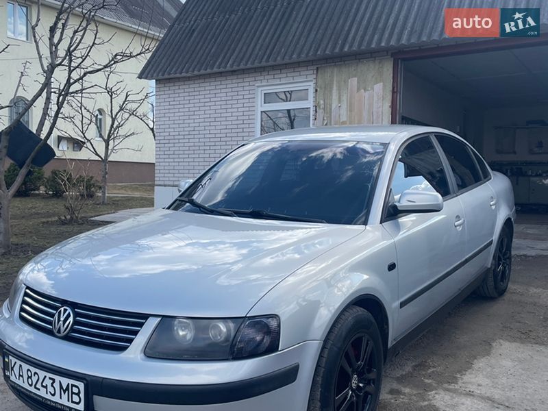 Седан Volkswagen Passat 1998 в Фастове