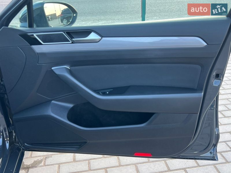 Универсал Volkswagen Passat 2019 в Лопатине