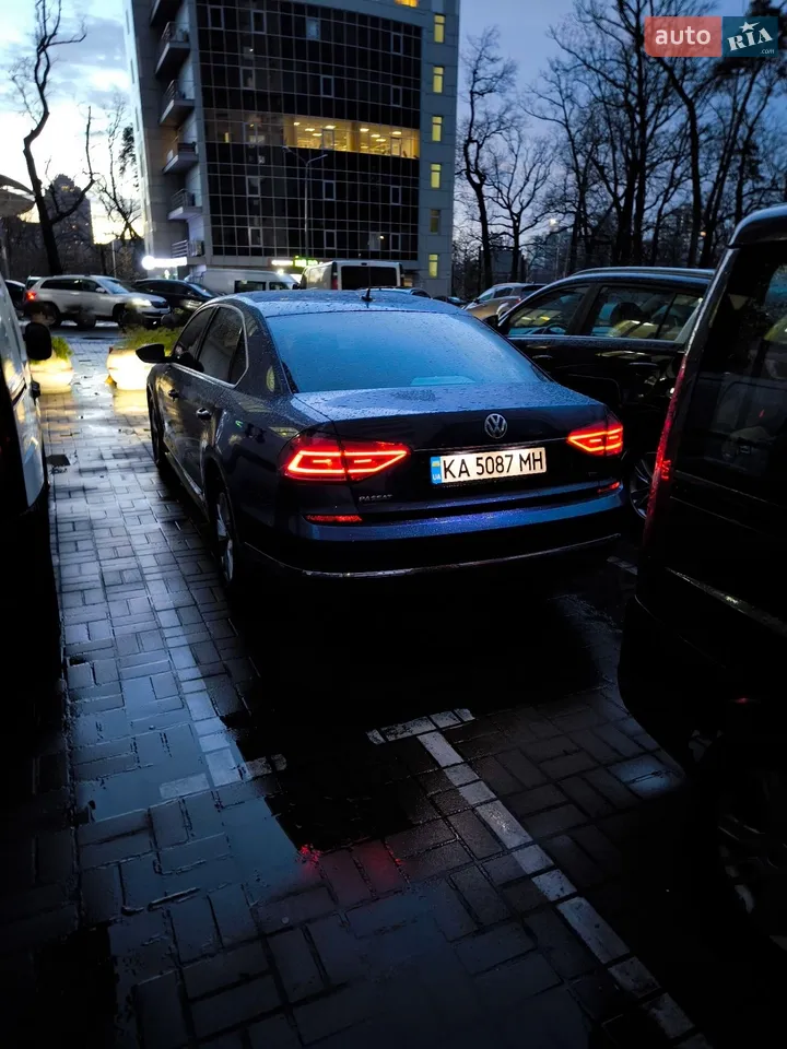 2016 Volkswagen Passat - мініатюра 20