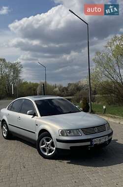 Седан Volkswagen Passat 1997 в Берегово