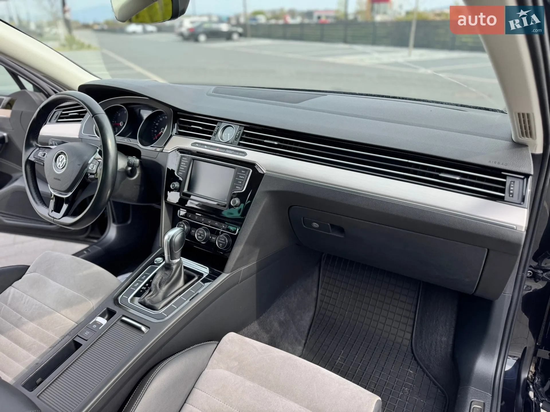 2016 Volkswagen Passat - мініатюра 28