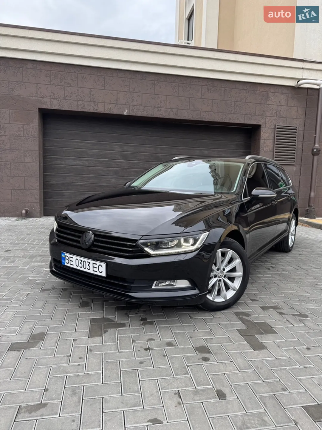 2017 Volkswagen Passat - фото 1
