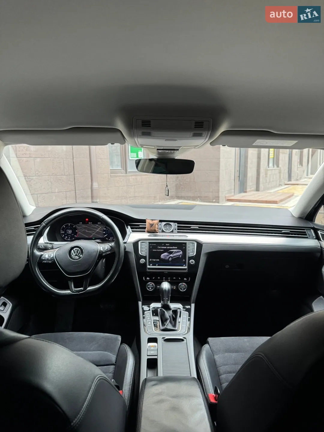 2017 Volkswagen Passat - мініатюра 26