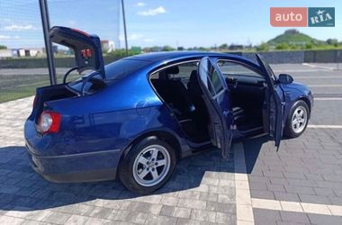 Седан Volkswagen Passat 2006 в Ужгороде