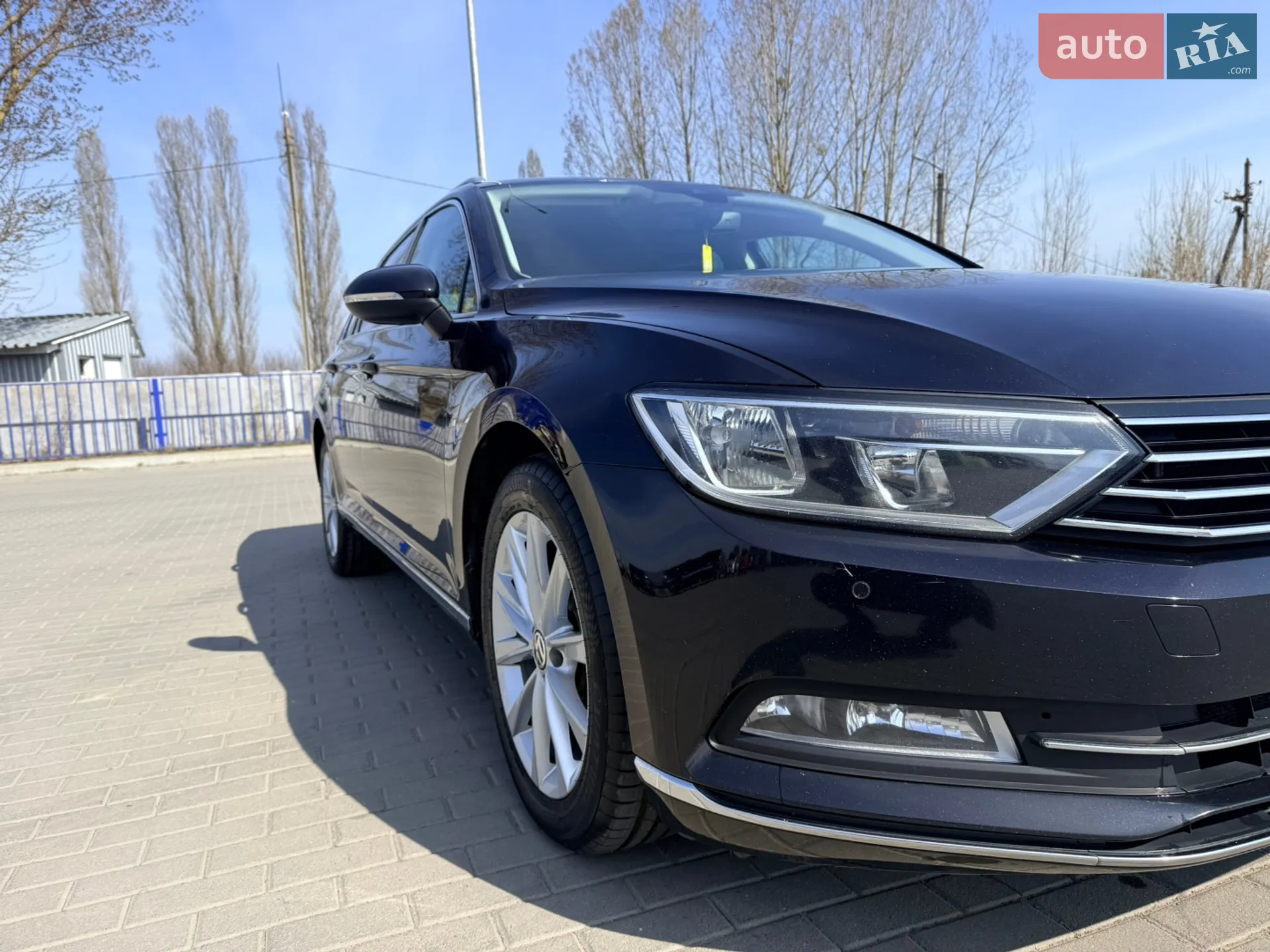 2019 Volkswagen Passat - мініатюра 2