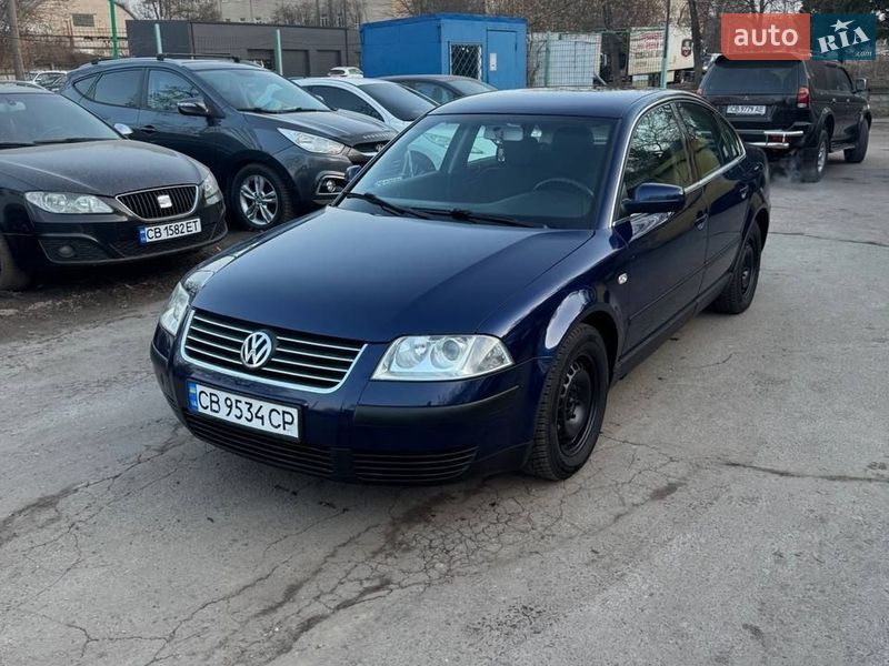 Седан Volkswagen Passat 2001 в Чернигове