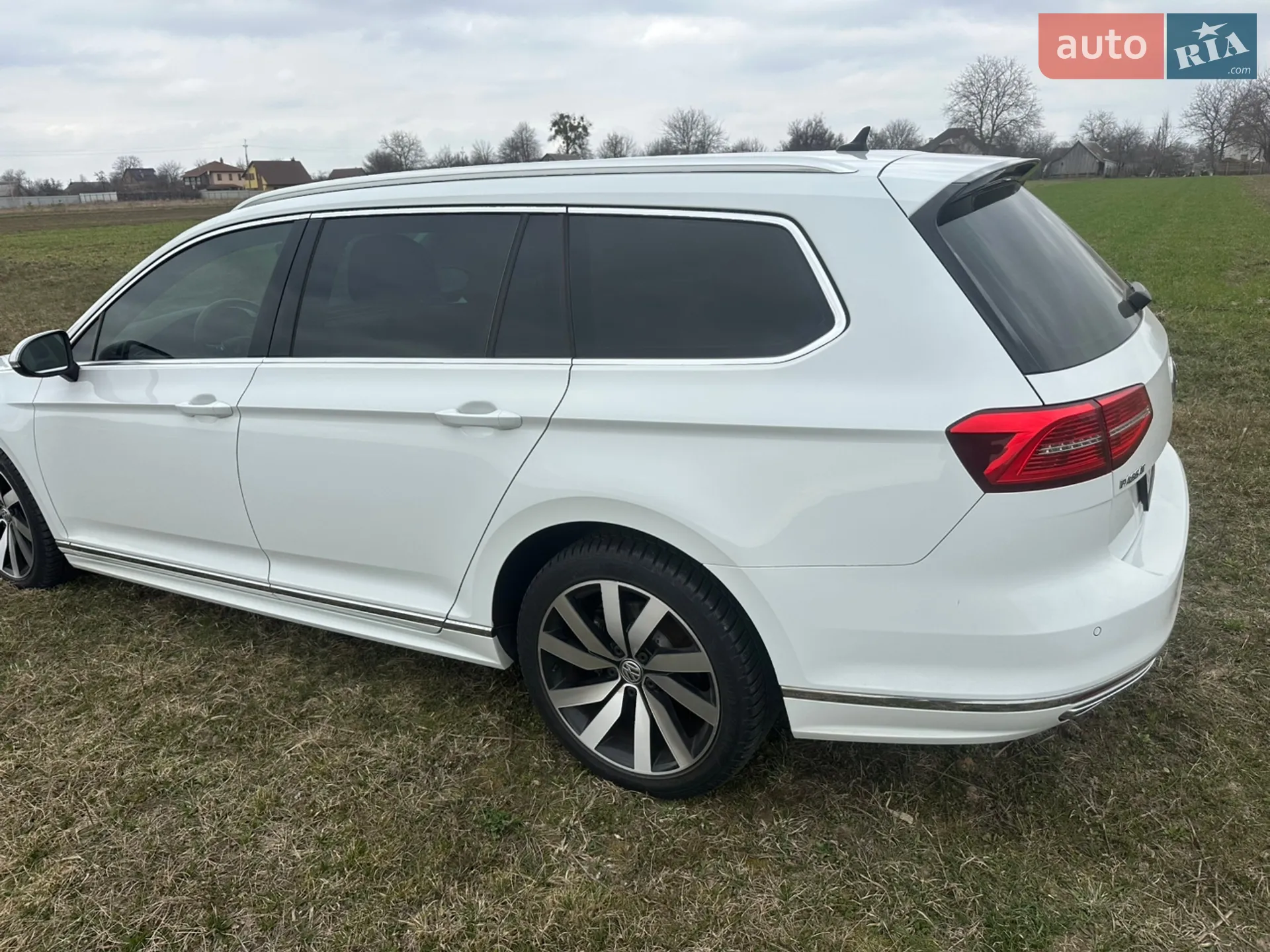 2017 Volkswagen Passat - мініатюра 3