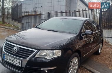 Седан Volkswagen Passat 2008 в Киеве