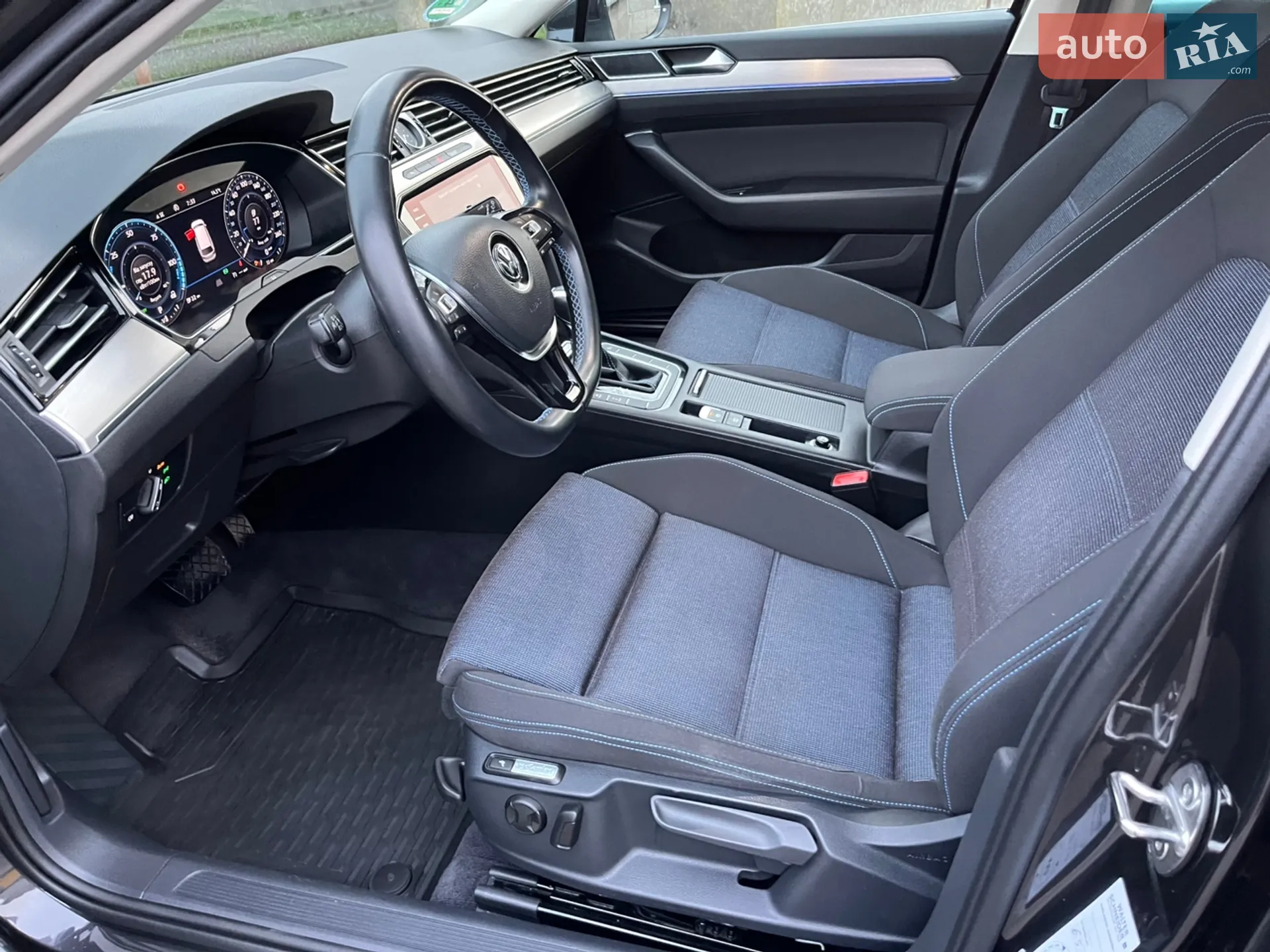 2018 Volkswagen Passat - мініатюра 25