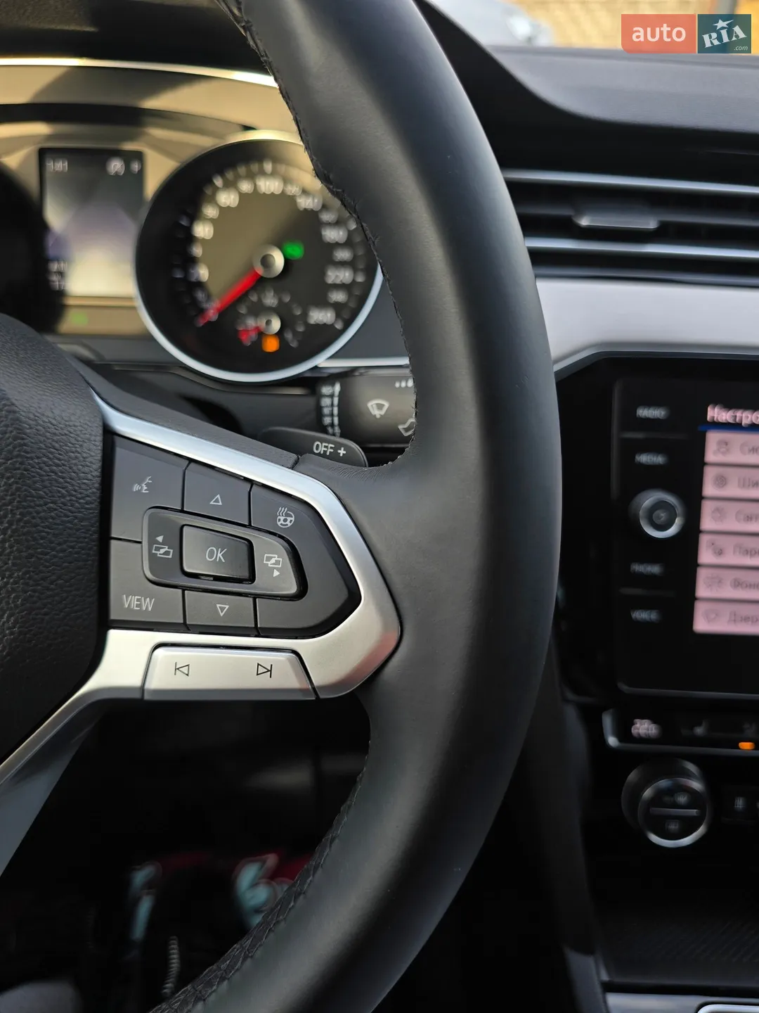 2019 Volkswagen Passat - мініатюра 42