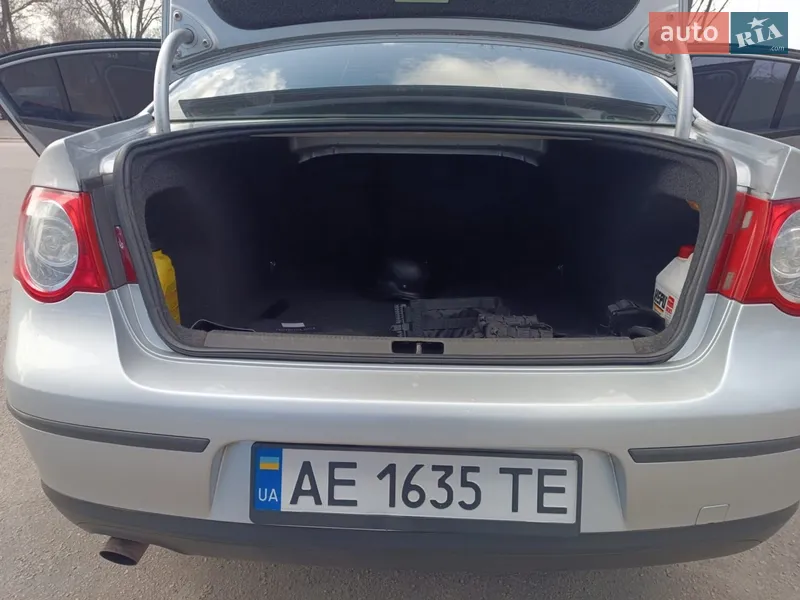Volkswagen Passat 2005 VIN WVWZZZ3CZ6P000200 фото оголошення 30 з 74