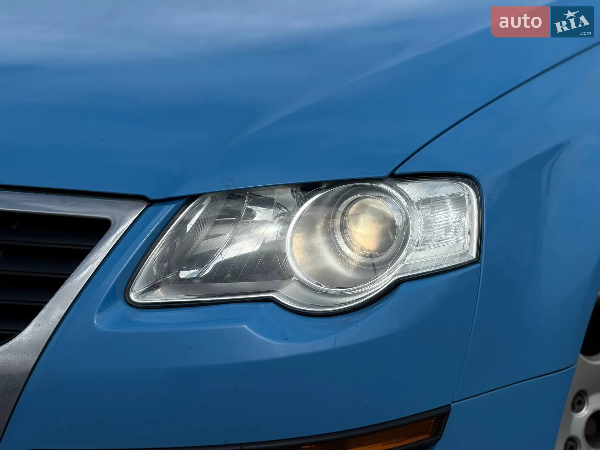 2010 Volkswagen Passat - мініатюра 4