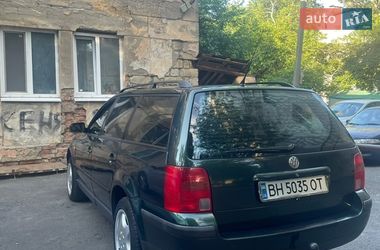 Универсал Volkswagen Passat 1998 в Ананьеве