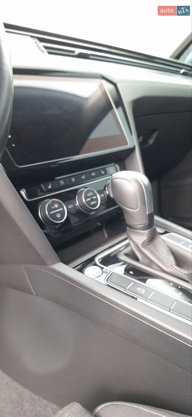 2020 Volkswagen Passat - мініатюра 24