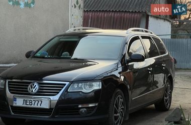 Универсал Volkswagen Passat 2009 в Киеве