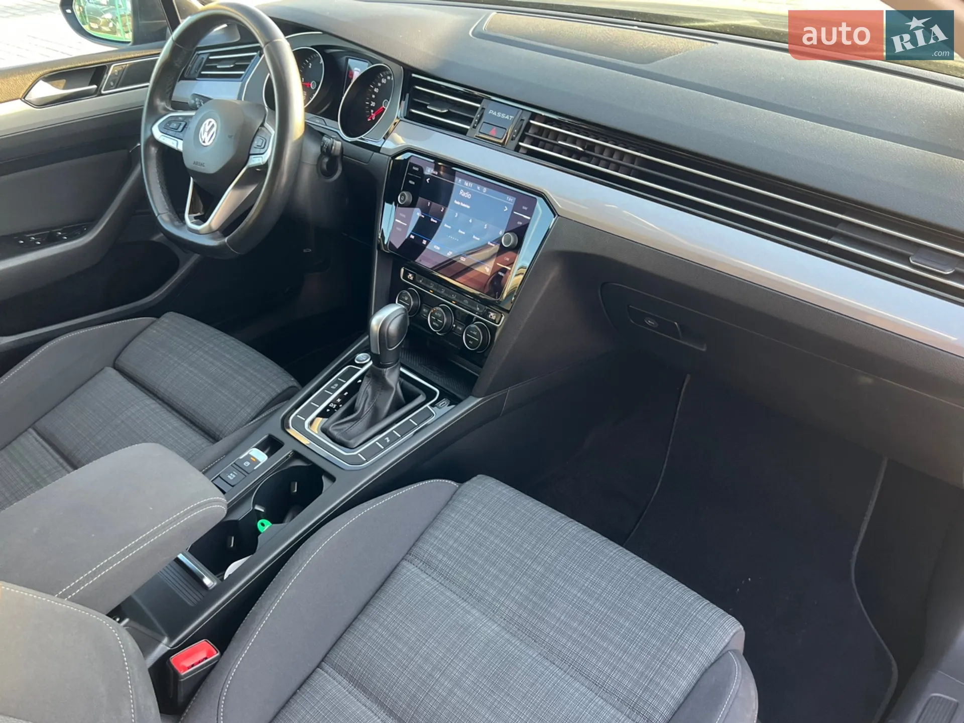 2019 Volkswagen Passat - мініатюра 17
