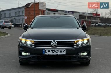 Седан Volkswagen Passat 2020 в Кривом Роге