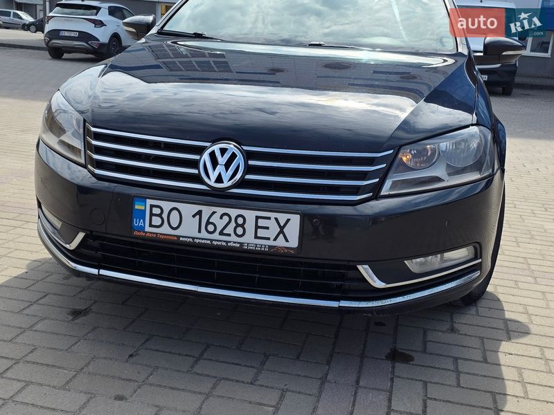 Универсал Volkswagen Passat 2011 в Хмельницком