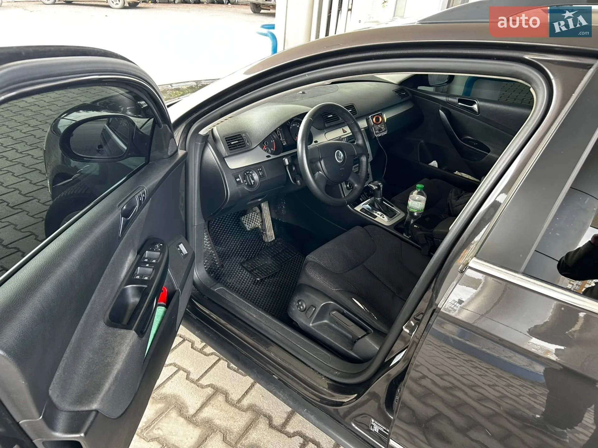 2010 Volkswagen Passat - мініатюра 7