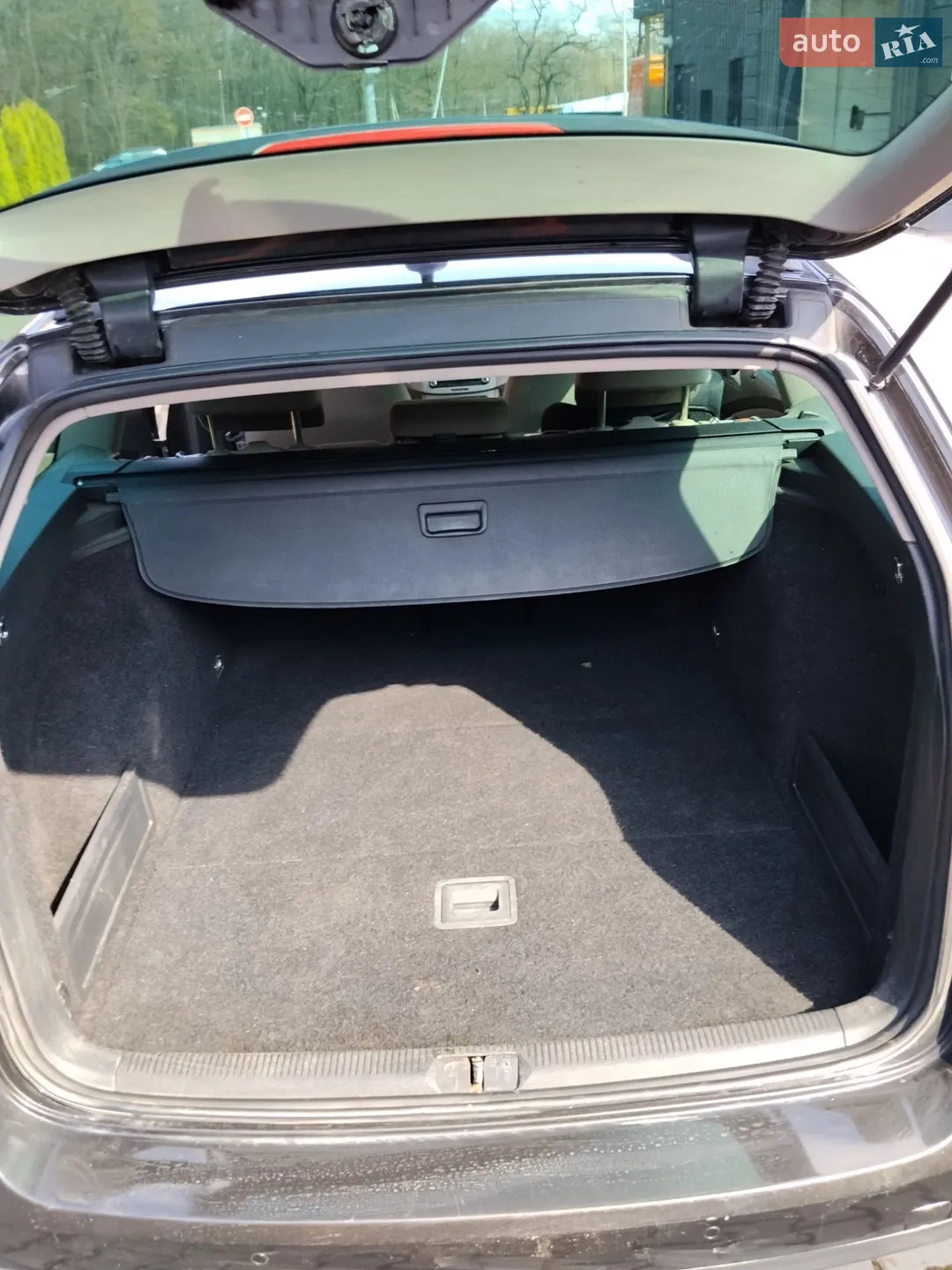 2010 Volkswagen Passat - мініатюра 34