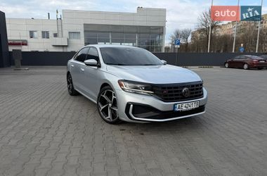 Седан Volkswagen Passat 2020 в Кривом Роге