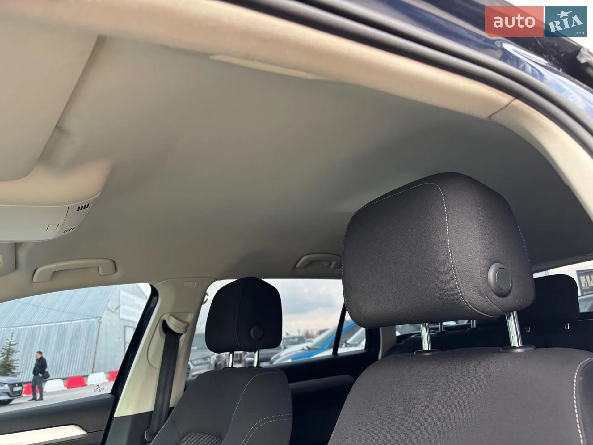 2015 Volkswagen Passat - мініатюра 41