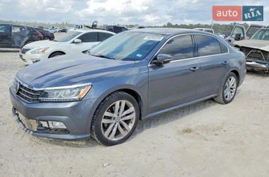 Седан Volkswagen Passat 2017 в Хмельницком