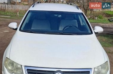 Универсал Volkswagen Passat 2005 в Корсуне-Шевченковском