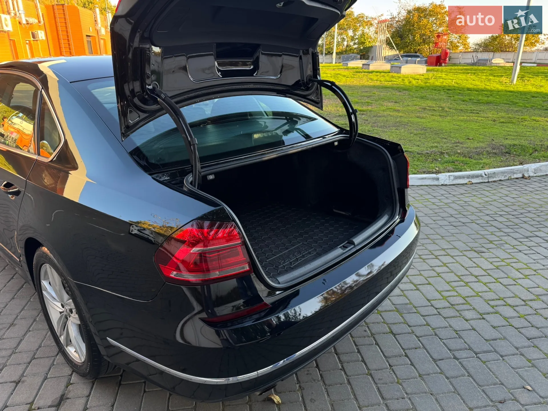 2016 Volkswagen Passat - мініатюра 5
