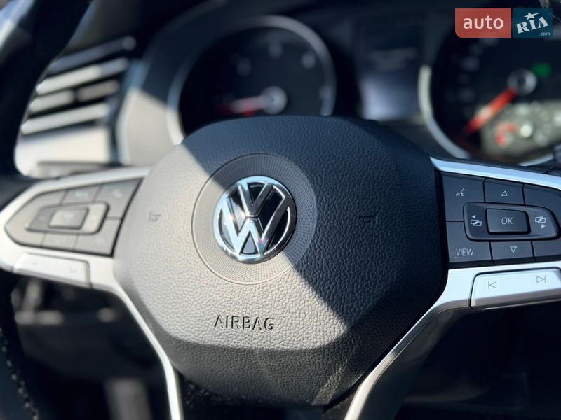 Универсал Volkswagen Passat 2020 в Львове