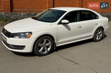Седан Volkswagen Passat 2013 в Новомосковске