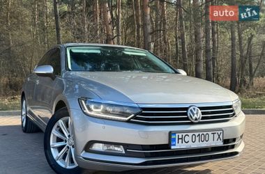 Седан Volkswagen Passat 2016 в Яворове