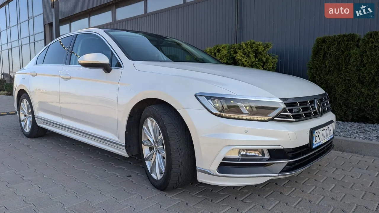 2016 Volkswagen Passat - мініатюра 116