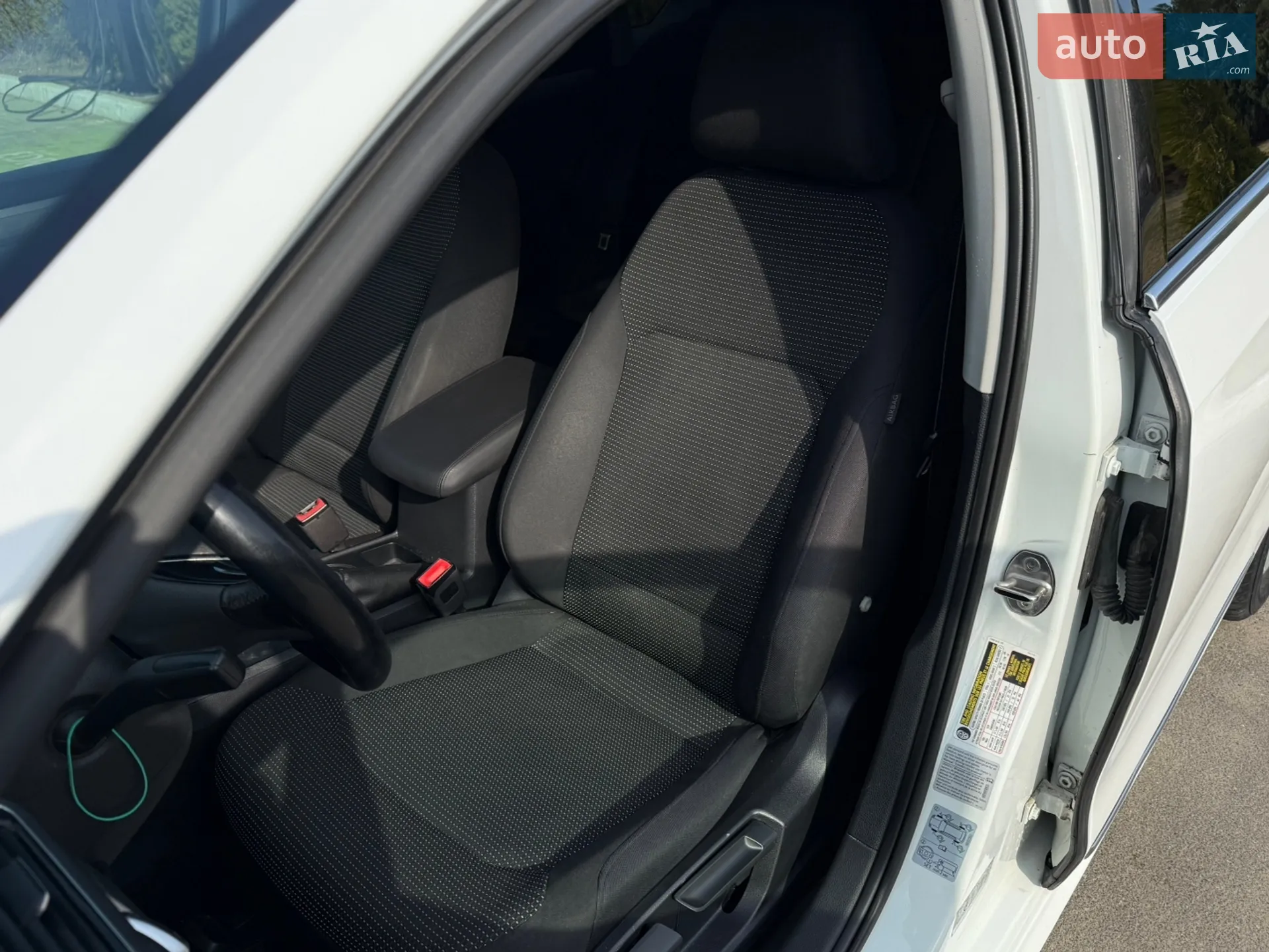2015 Volkswagen Passat - мініатюра 24