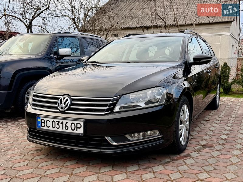 Універсал Volkswagen Passat 2011 в Львові