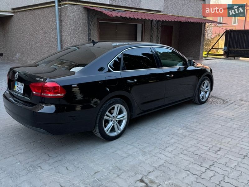 Седан Volkswagen Passat 2013 в Тернополе
