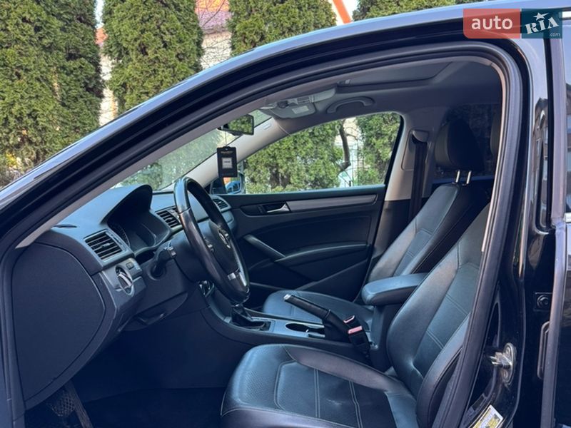 Седан Volkswagen Passat 2013 в Тернополе