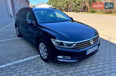 Універсал Volkswagen Passat 2019 в Костопілі