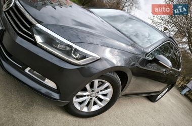 Универсал Volkswagen Passat 2017 в Харькове