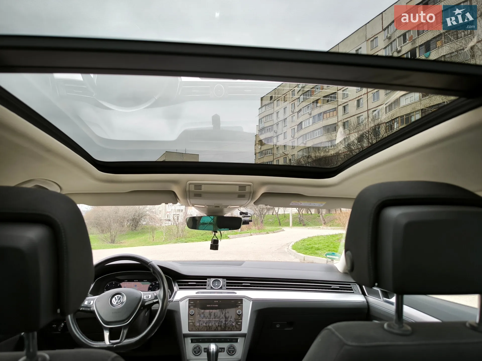 2017 Volkswagen Passat - мініатюра 2