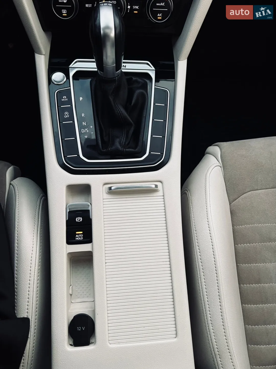 2018 Volkswagen Passat - мініатюра 18