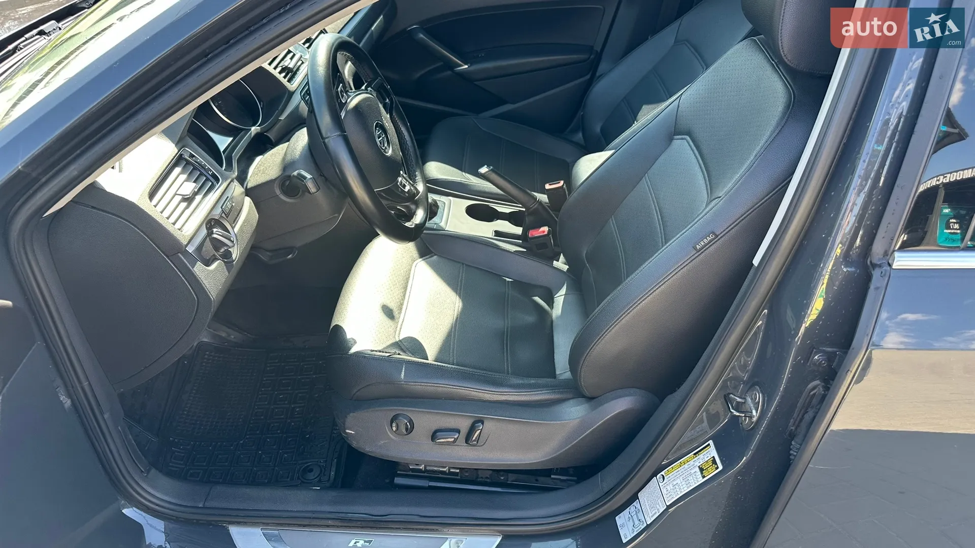 2017 Volkswagen Passat - мініатюра 6
