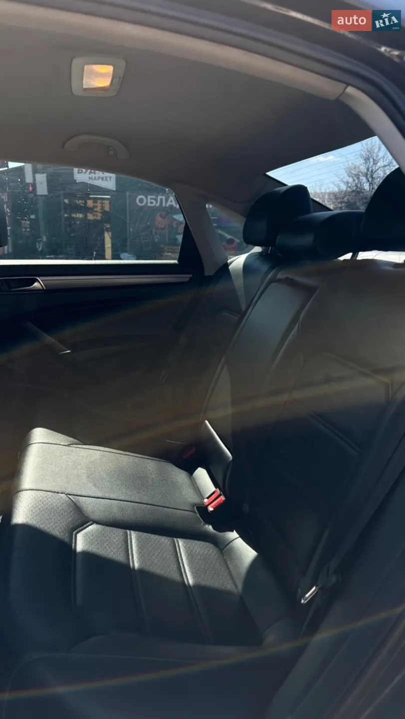 2017 Volkswagen Passat - мініатюра 11