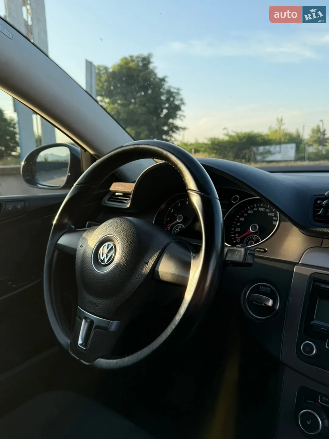 2010 Volkswagen Passat - мініатюра 38