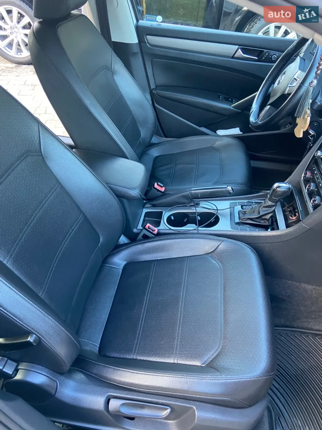 2013 Volkswagen Passat - мініатюра 11