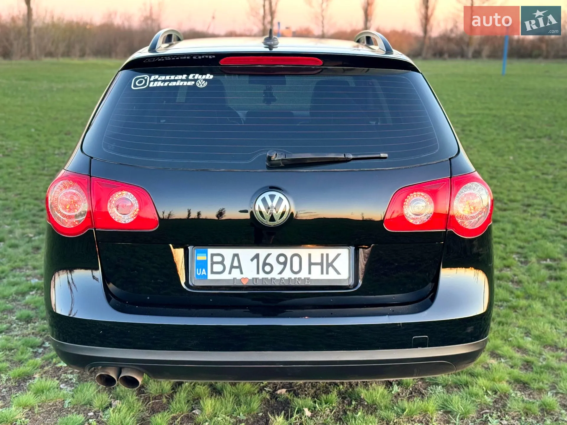 2010 Volkswagen Passat - мініатюра 4