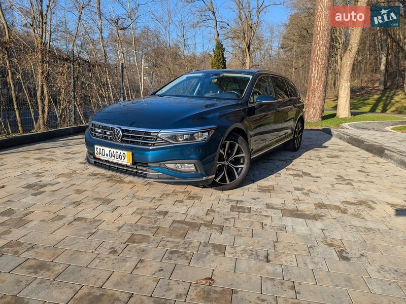 Универсал Volkswagen Passat 2020 в Львове