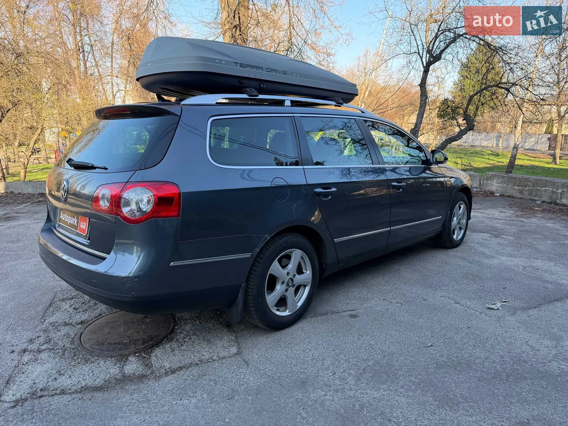 2010 Volkswagen Passat - мініатюра 5